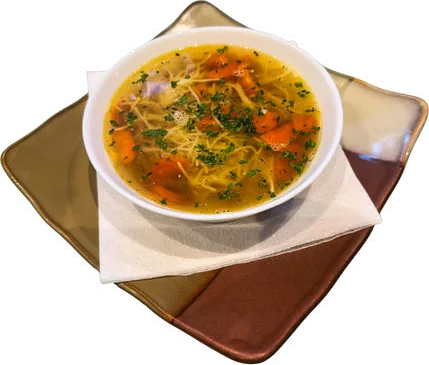 Supă de pui cu tăiței – Restaurant Donaudelta Viena